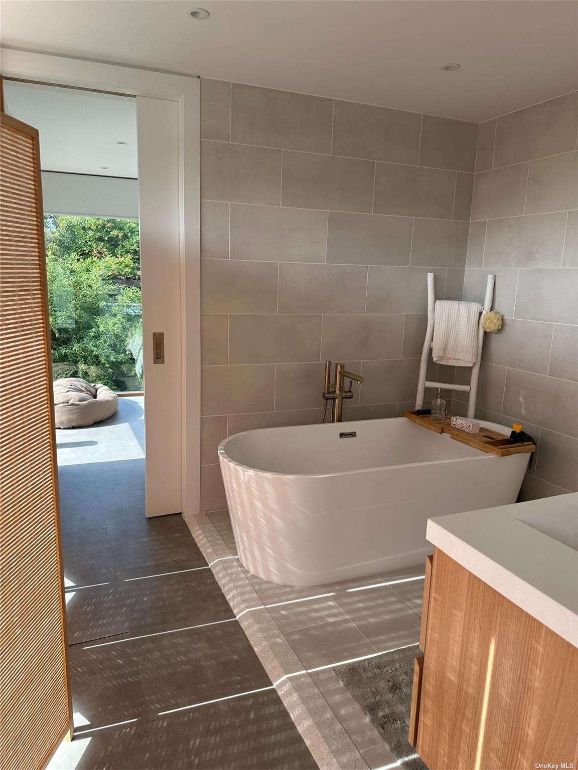 25 Sloop Walk Property Photo 9