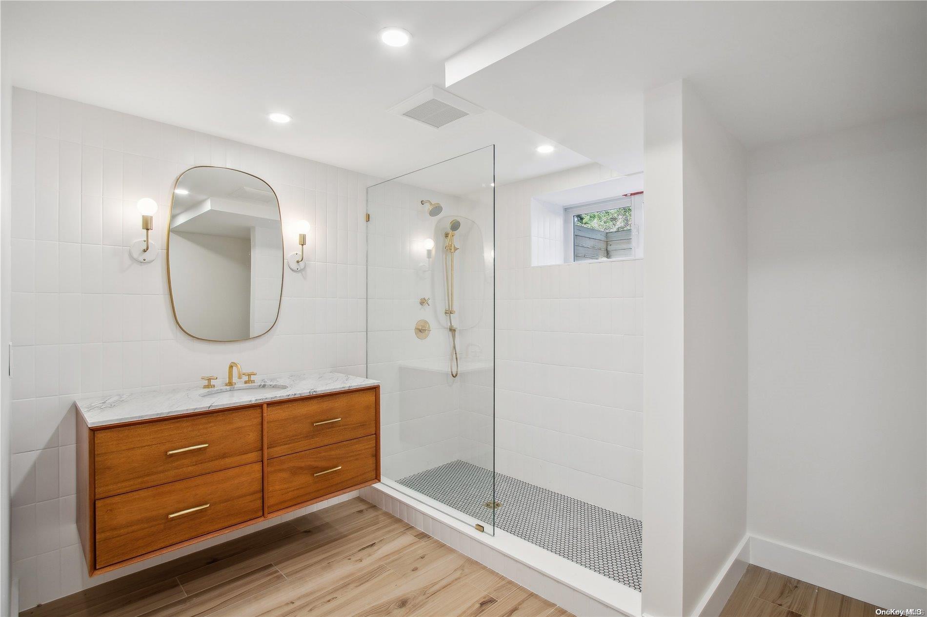 8 Deer Path Property Photo 21