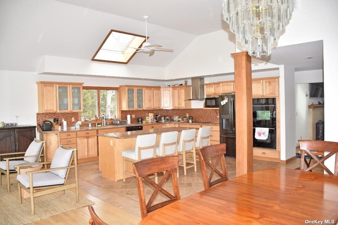 49 Old Main Road Property Photo 3