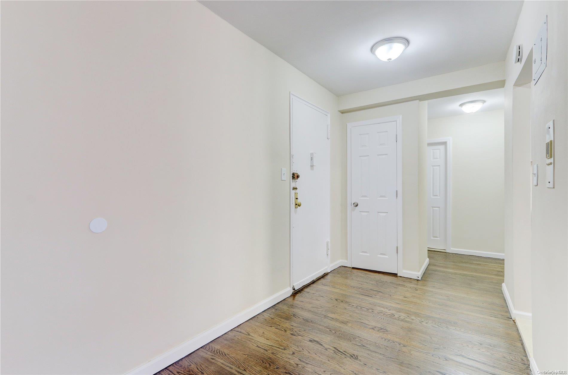 3201 Grand Concourse 4m Property Photo 5