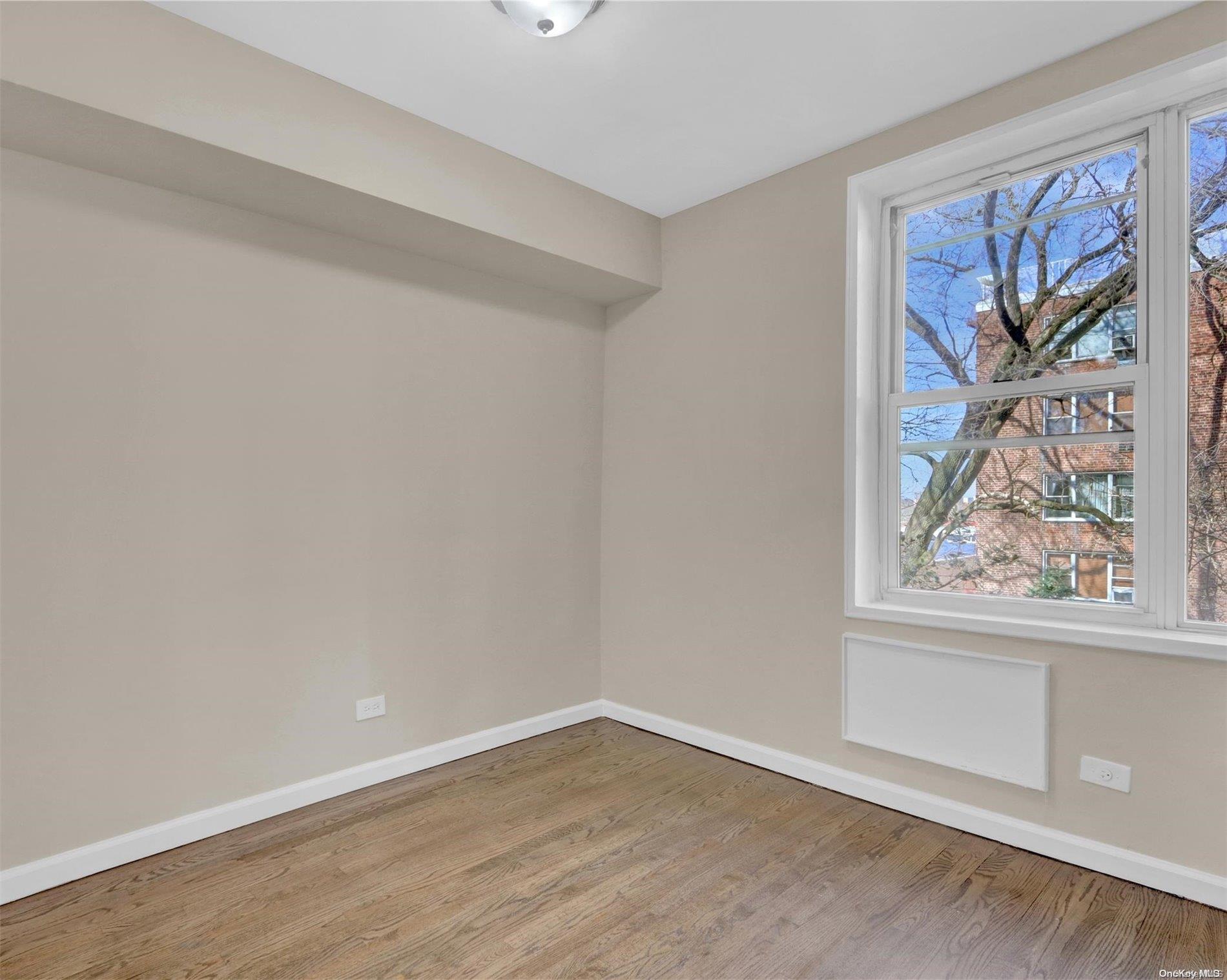 3201 Grand Concourse 4m Property Photo 9