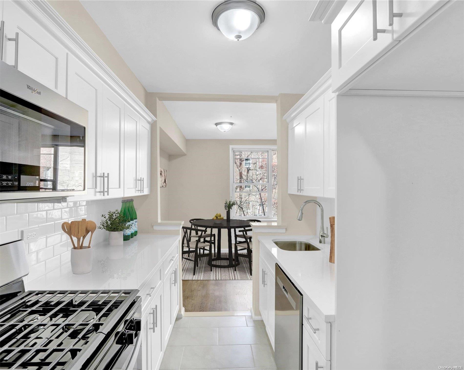 3201 Grand Concourse 4m Property Photo 13