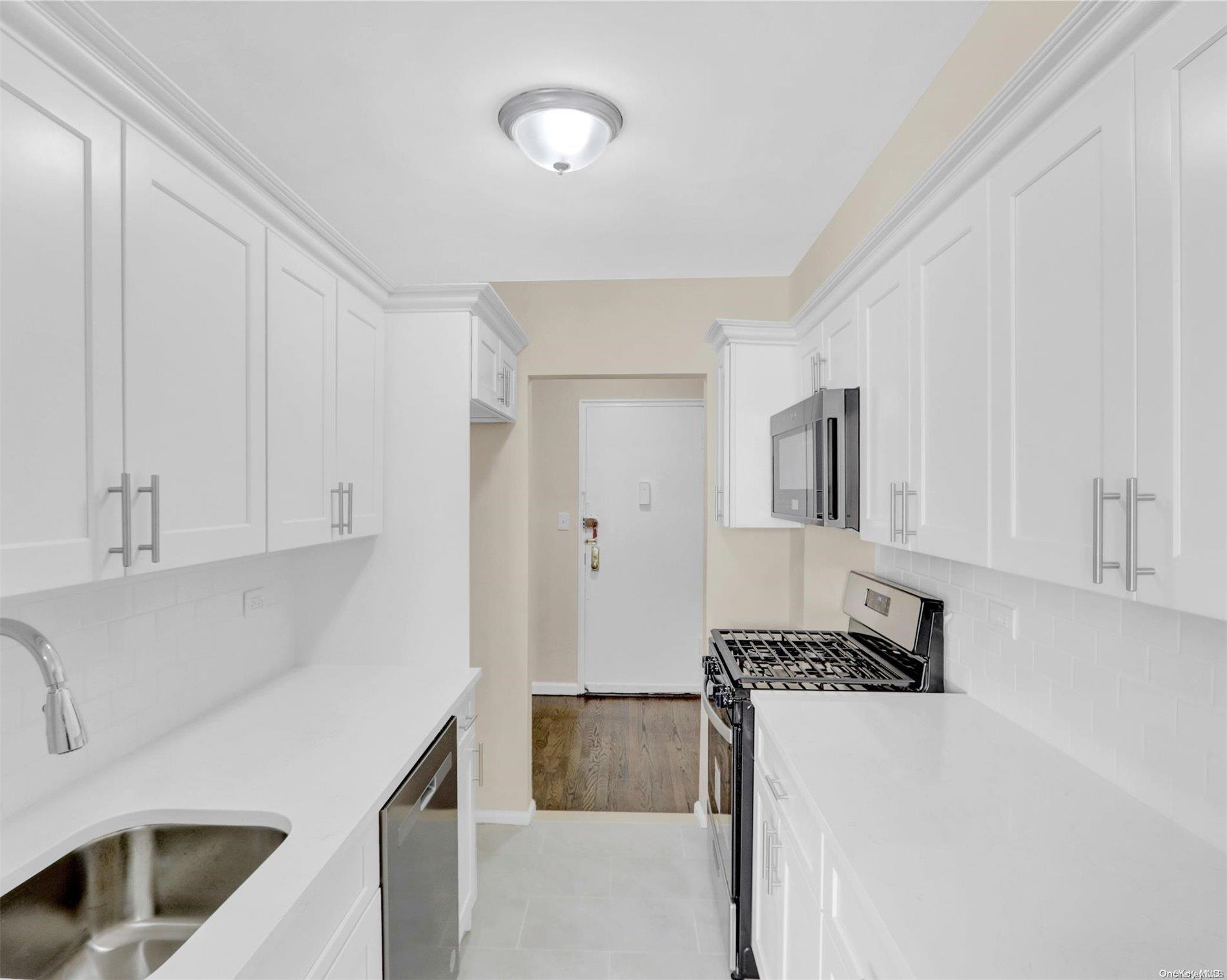 3201 Grand Concourse 4m Property Photo 15