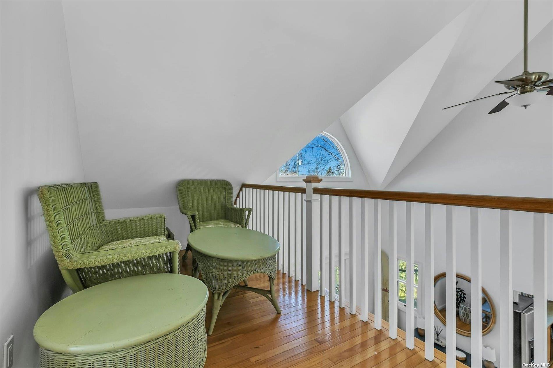 6 Nidzyn Avenue Property Photo 25