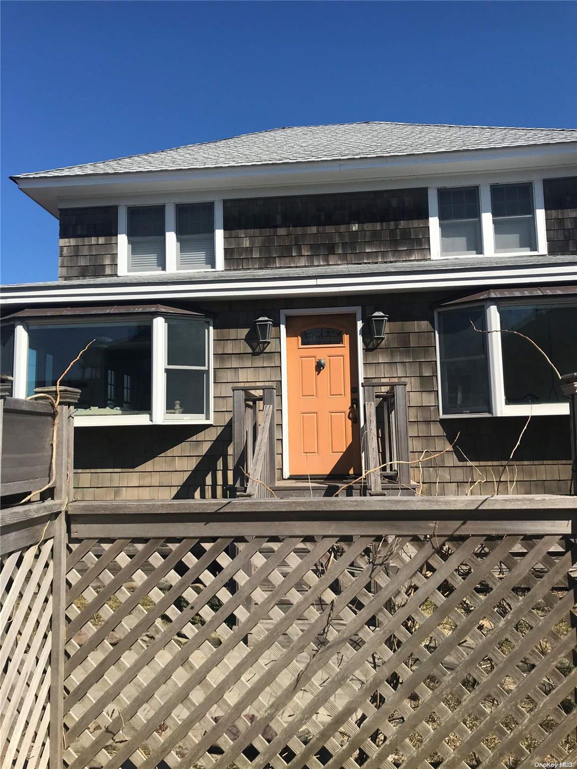 16 Crescent Property Photo