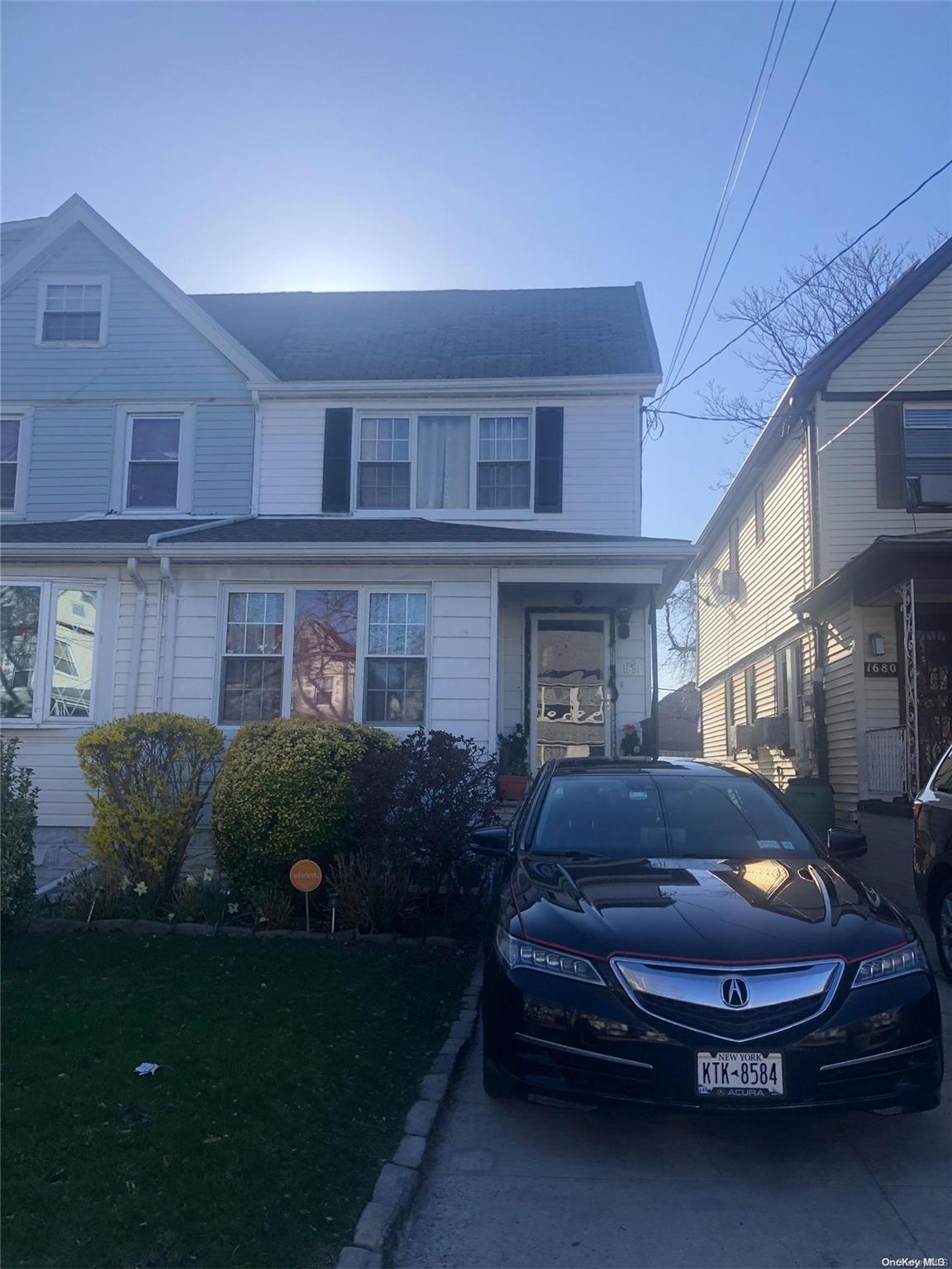 1684 Troy Avenue Property Photo 1
