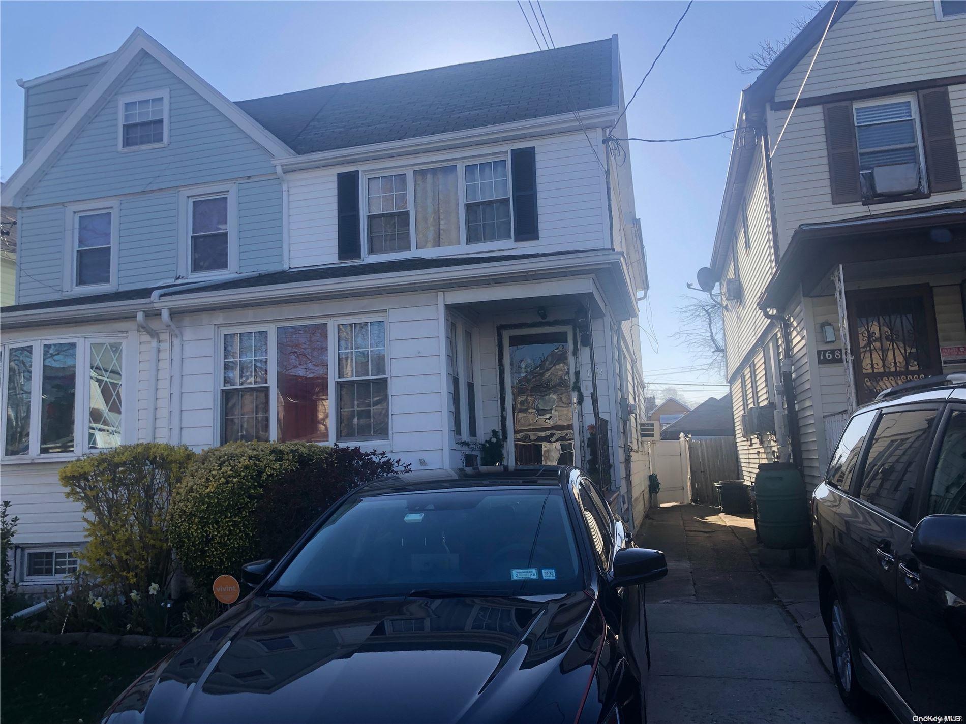 1684 Troy Avenue Property Photo 2