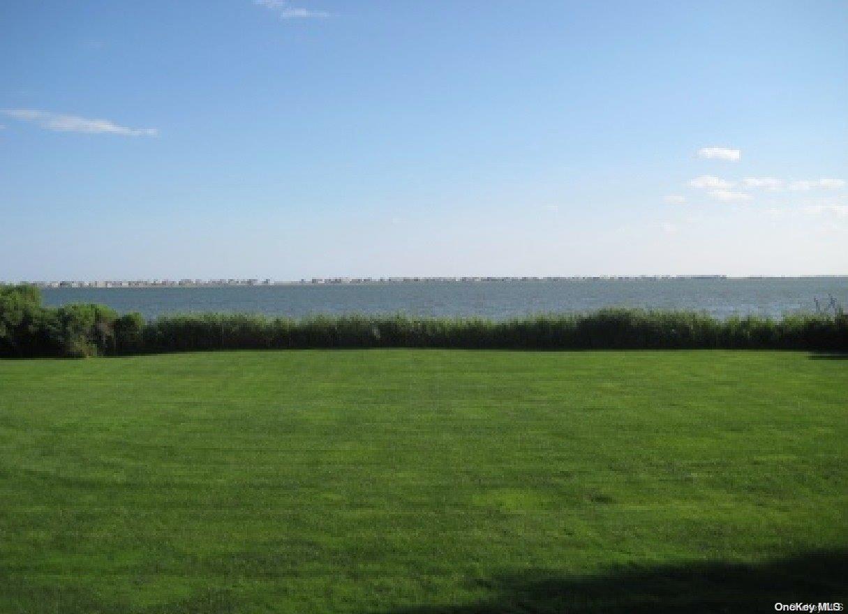 5 Bayberry Lane Property Photo 3