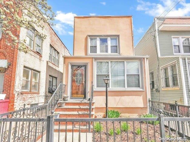 145 E 38th Street Property Photo