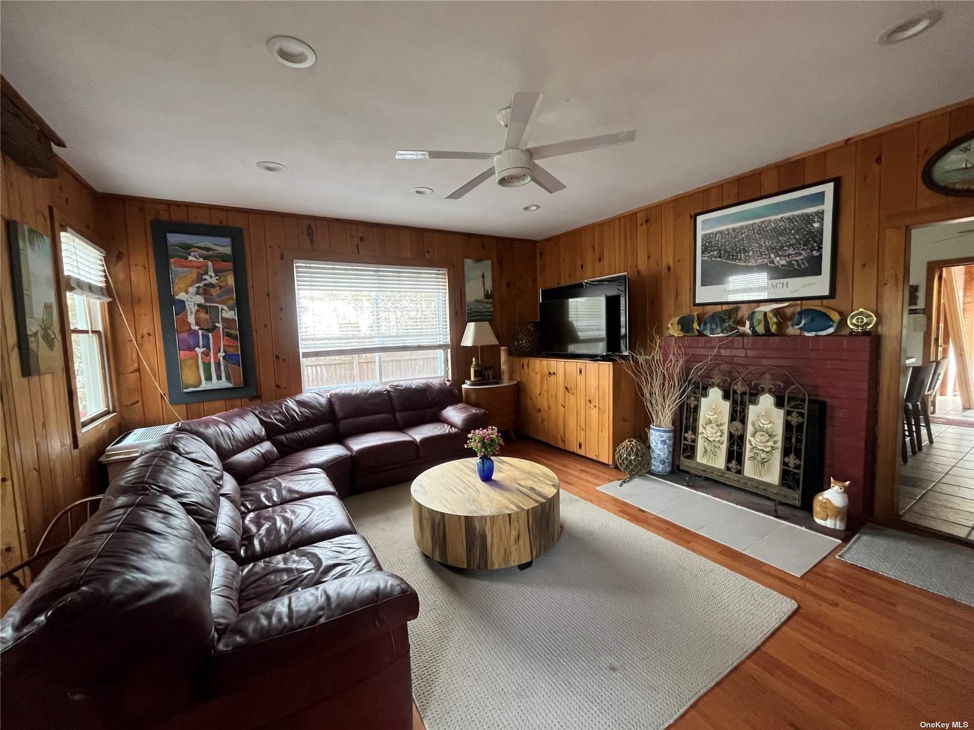 770 Ocean Breeze Walk Property Photo 2