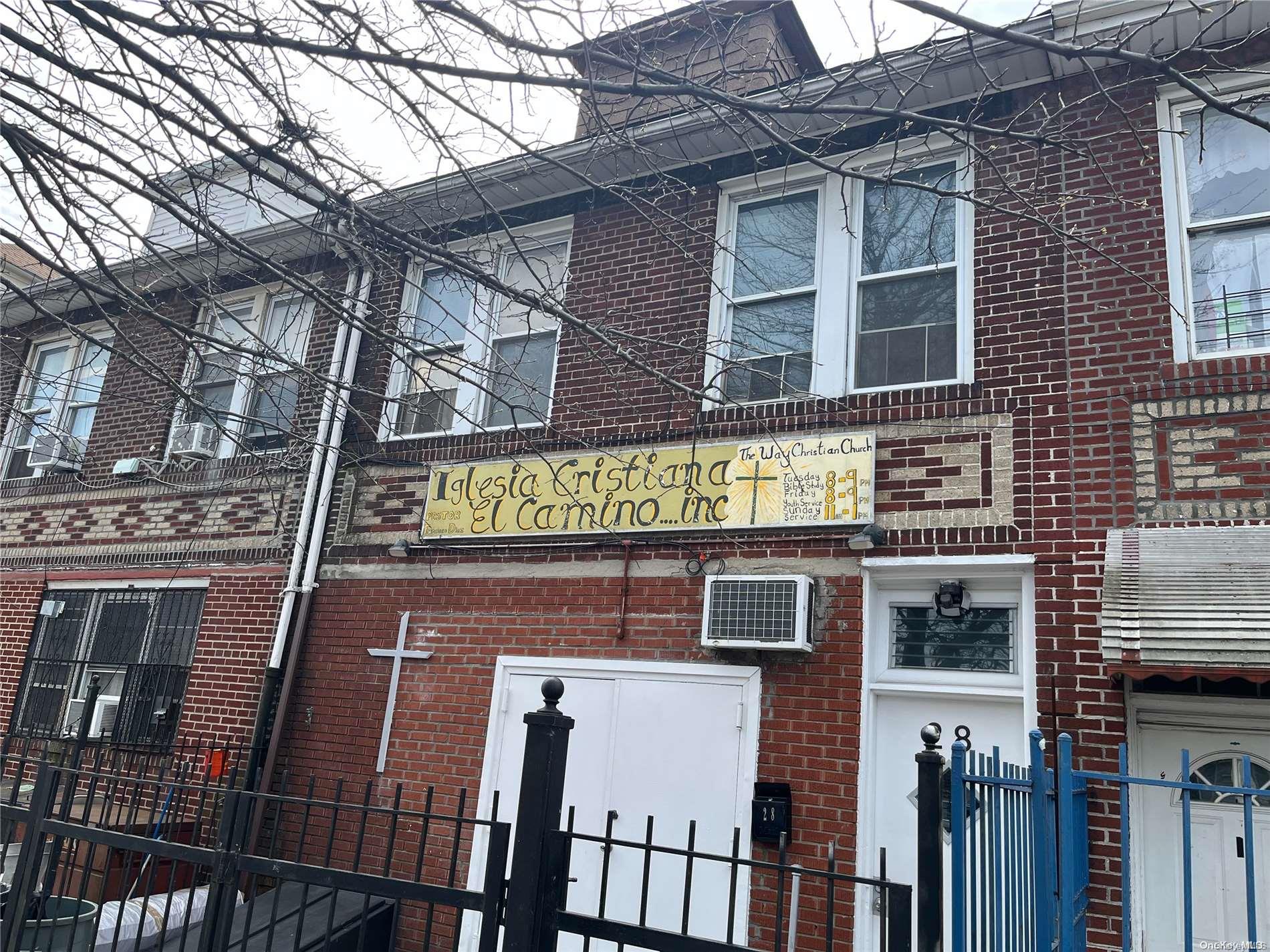 523 Ridgewood Avenue Property Photo 1