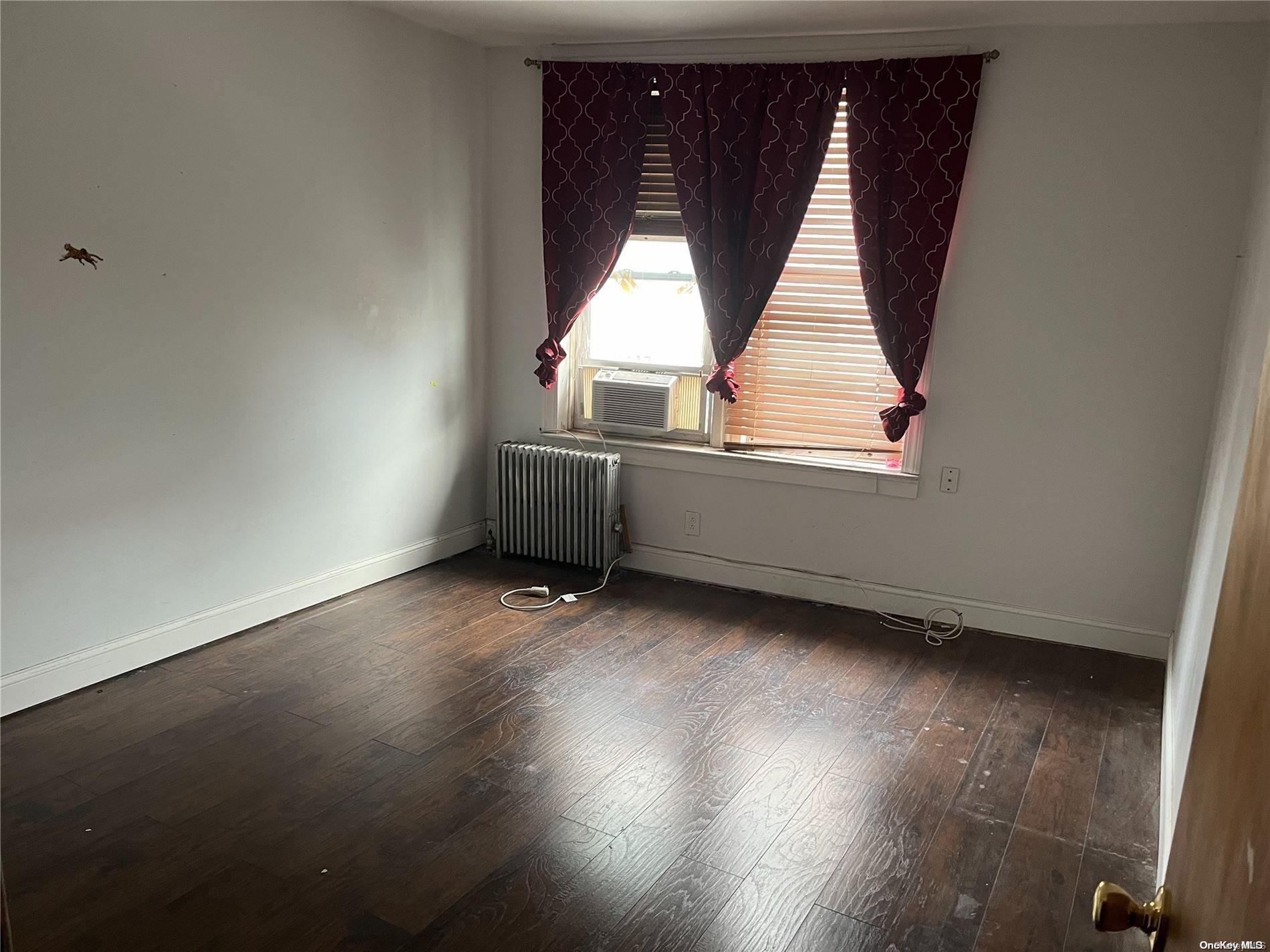 523 Ridgewood Avenue Property Photo 7