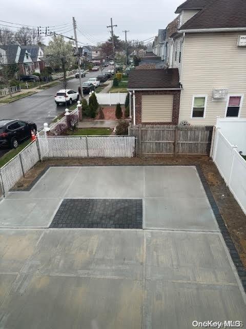 218-11 119th Avenue Property Photo 3