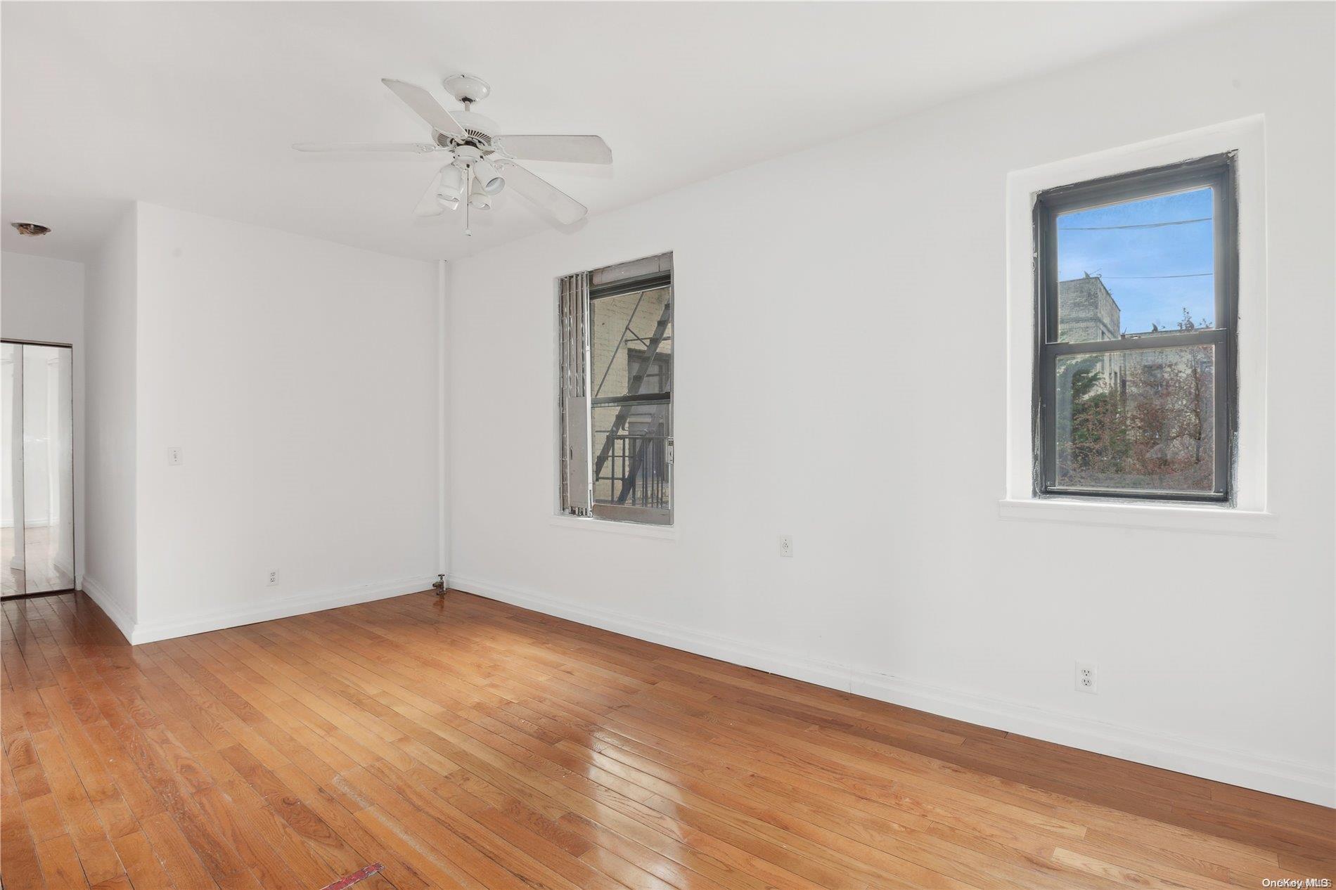 21-57 33rd Street 4d Property Photo 2