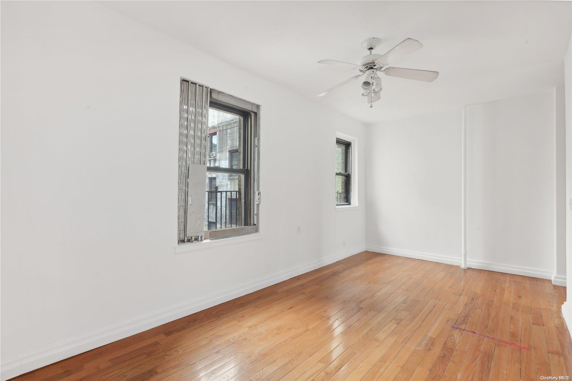 21-57 33rd Street 4d Property Photo 3