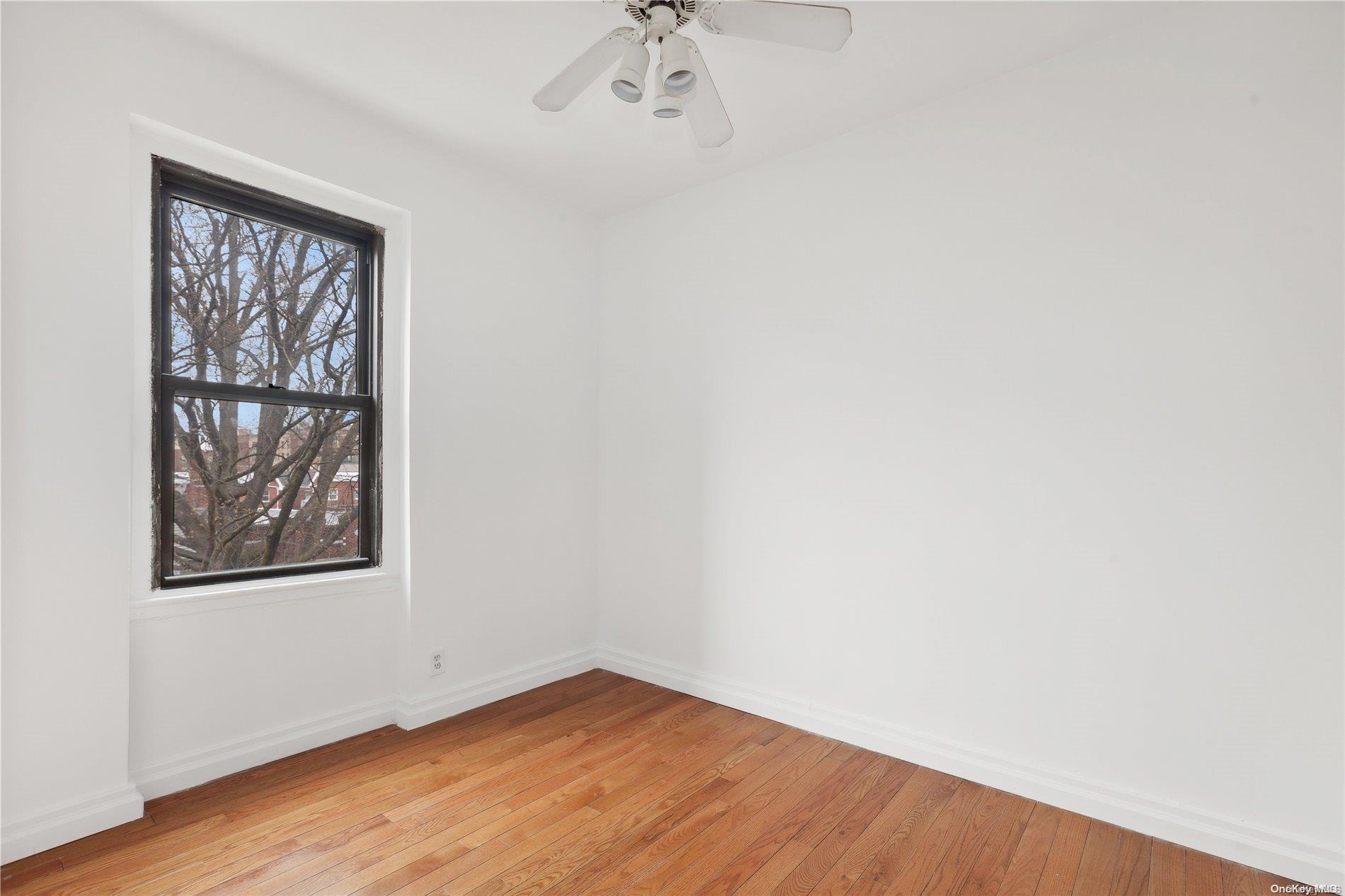 21-57 33rd Street 4d Property Photo 7