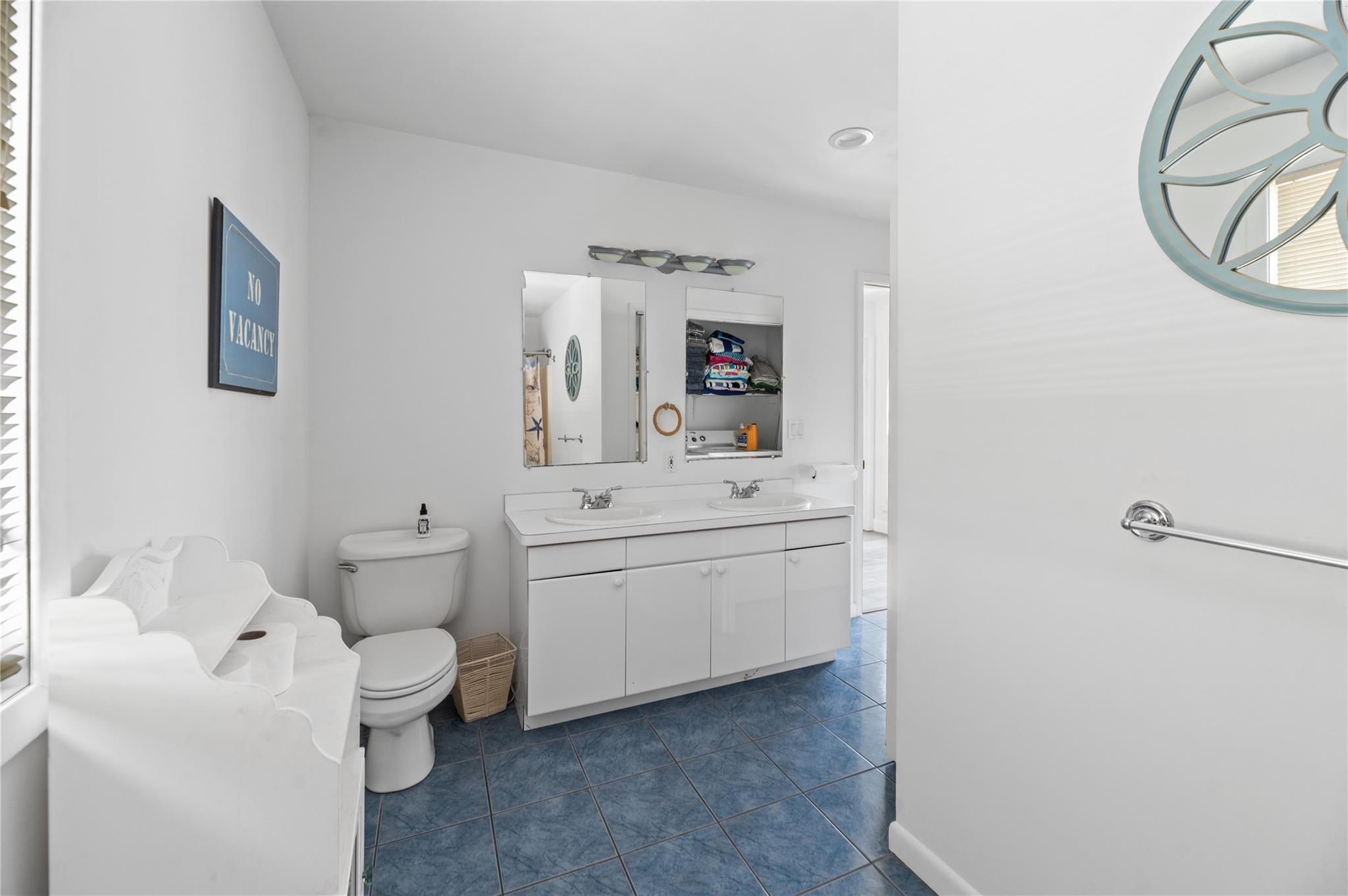 187 Cottage Walk Property Photo 22