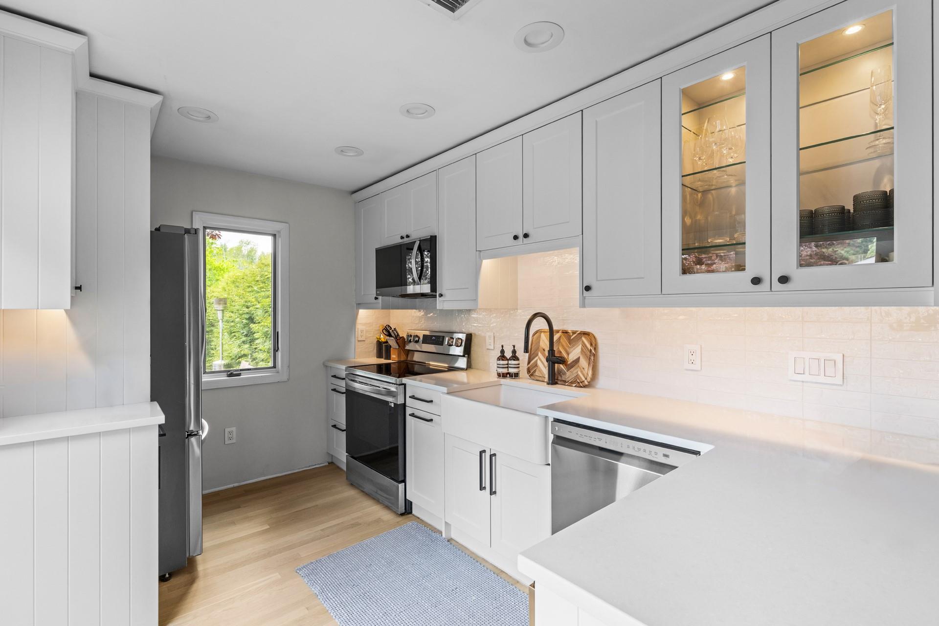 6 West End Avenue Property Photo 7