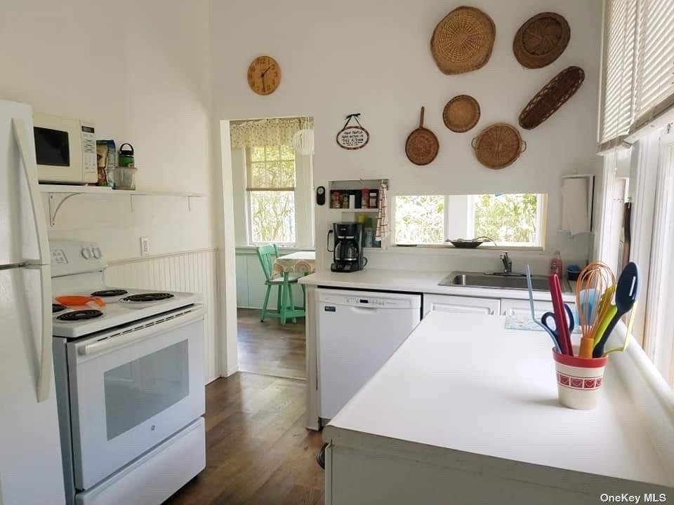 276 Cottage Walk Property Photo 3