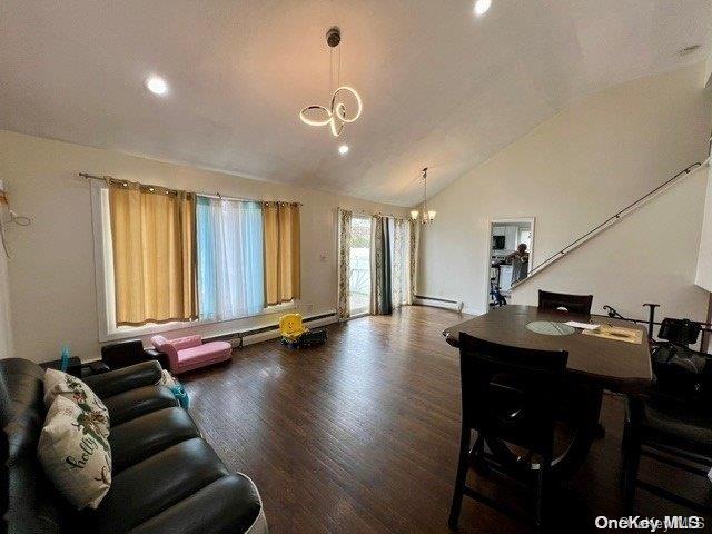 587 S Bayview Avenue Property Photo 13