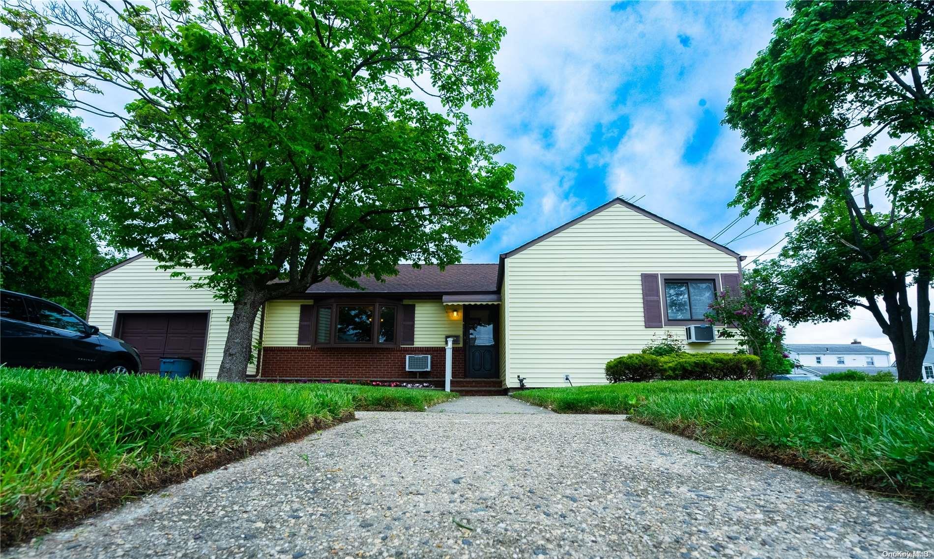 1020 Cherry Lane Property Photo