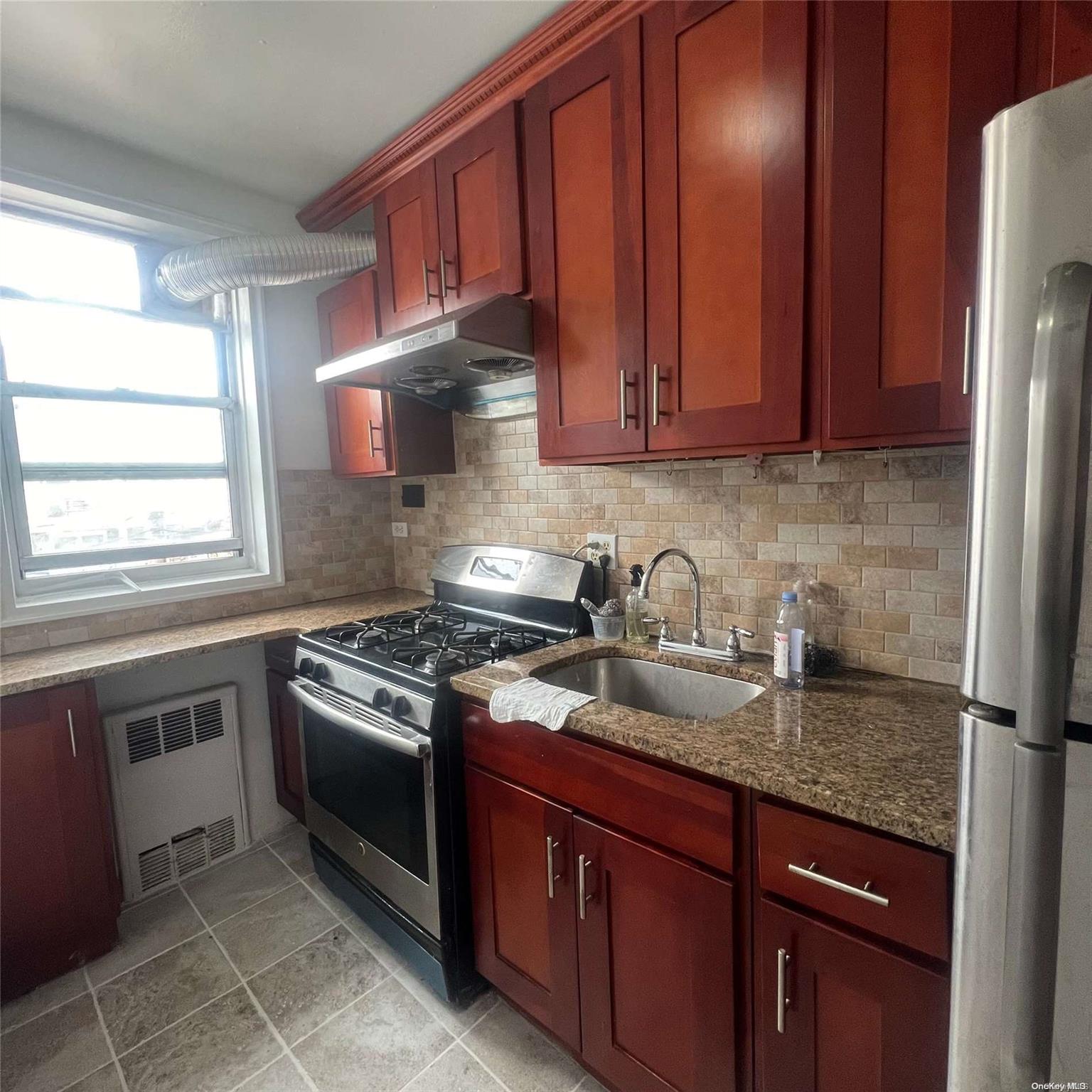 63-45 Saunders Street 2d Property Photo 2