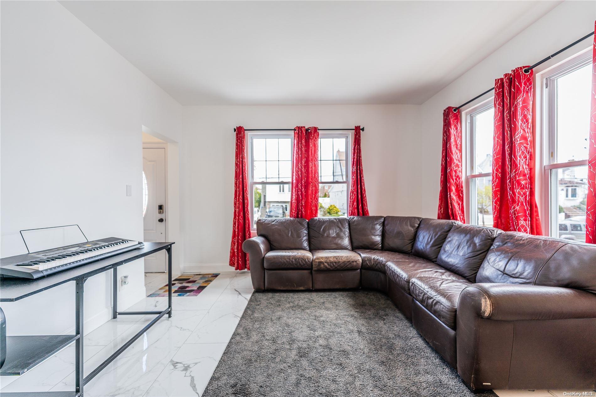 162-28 96th Street Property Photo 12