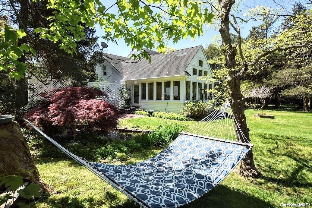 41 Old South Country Road Property Photo 2