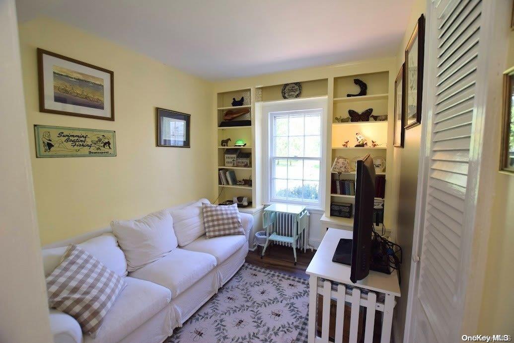41 Old South Country Road Property Photo 9