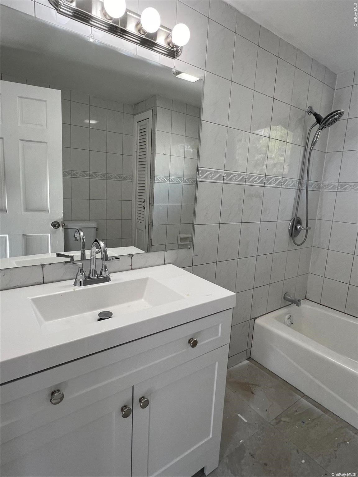 90 Bushwick Avenue Property Photo 4