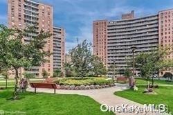 61-15 98 Street 8k Property Photo 3