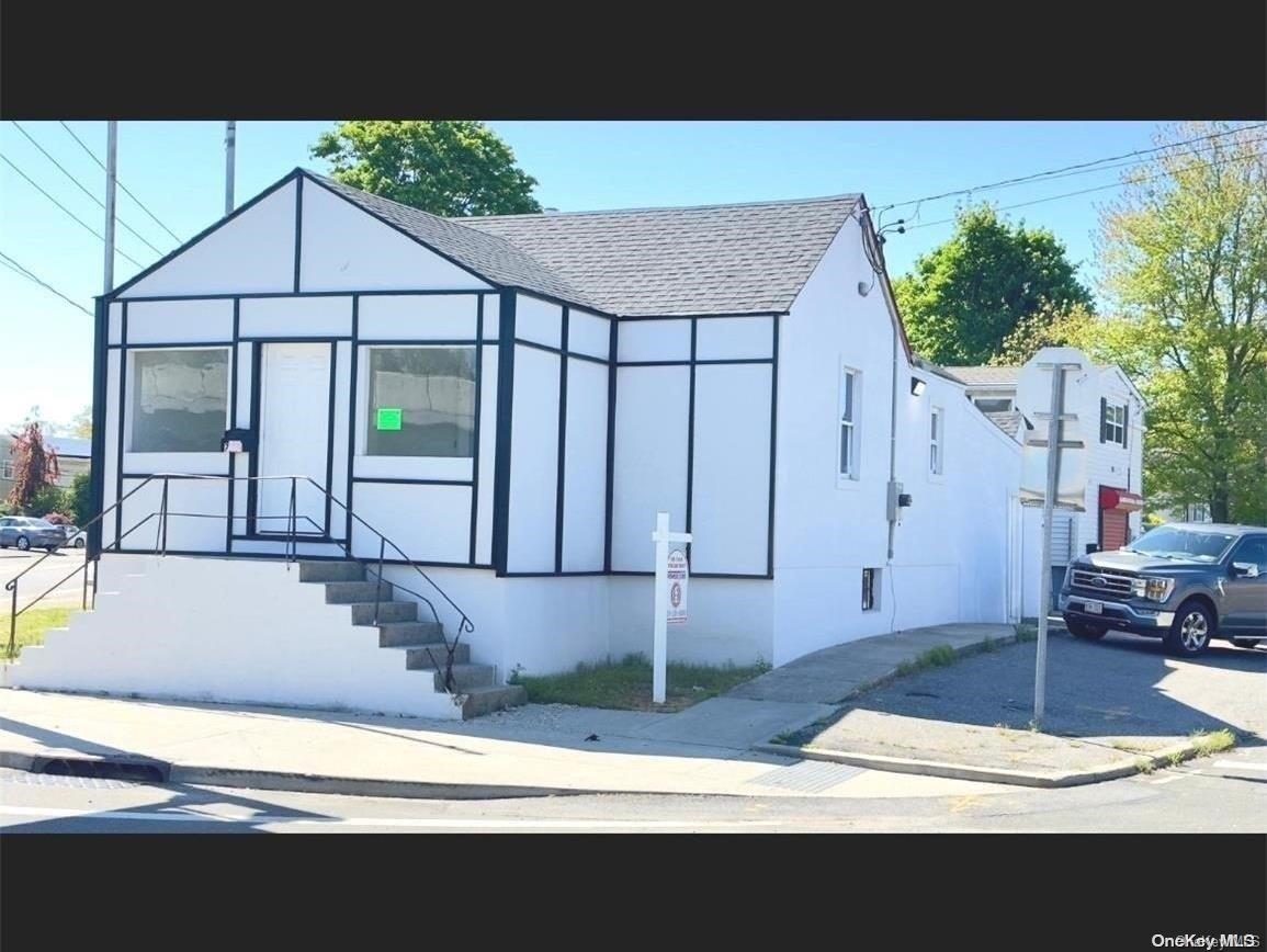 764 Sunrise Property Photo 3