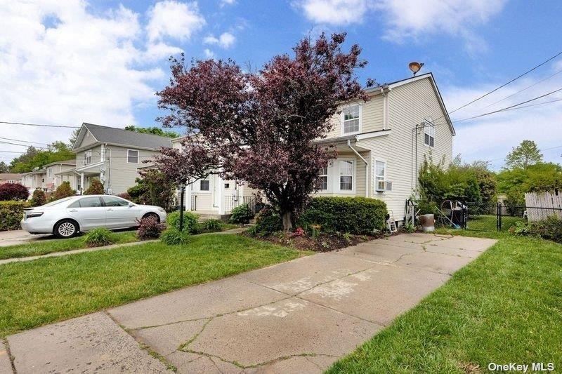 216 Swalm Street A Property Photo 2