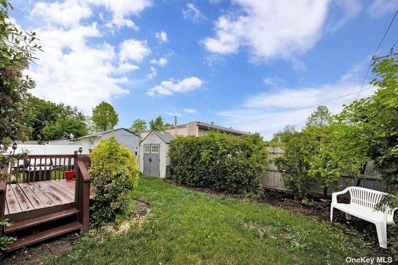 216 Swalm Street A Property Photo 3