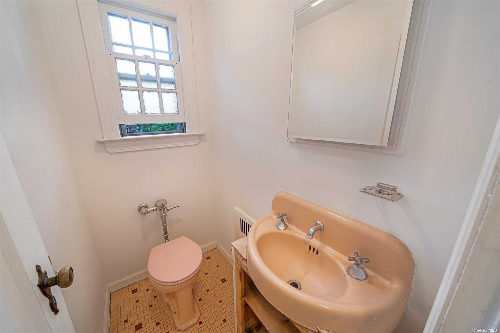 60-14 60th Avenue Property Photo 18