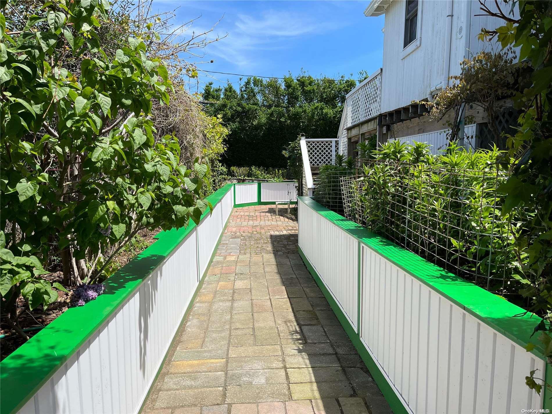 4 Surfview Walk Property Photo