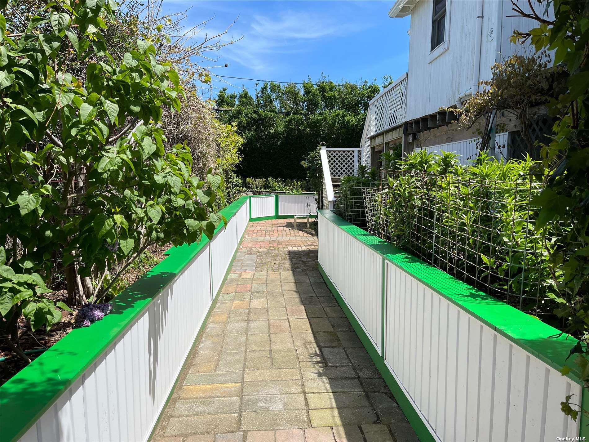 4 Surfview Walk Property Photo 1