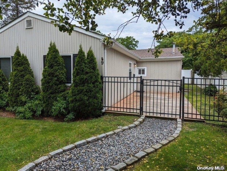 9 Hamilton Avenue Property Photo 3
