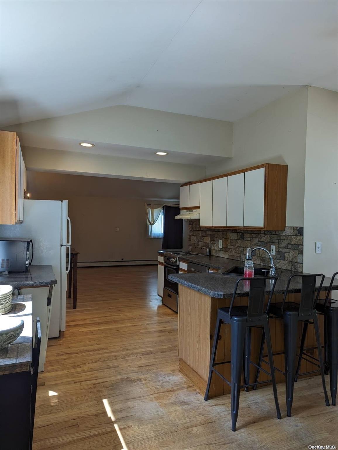 9 Hamilton Avenue Property Photo 5