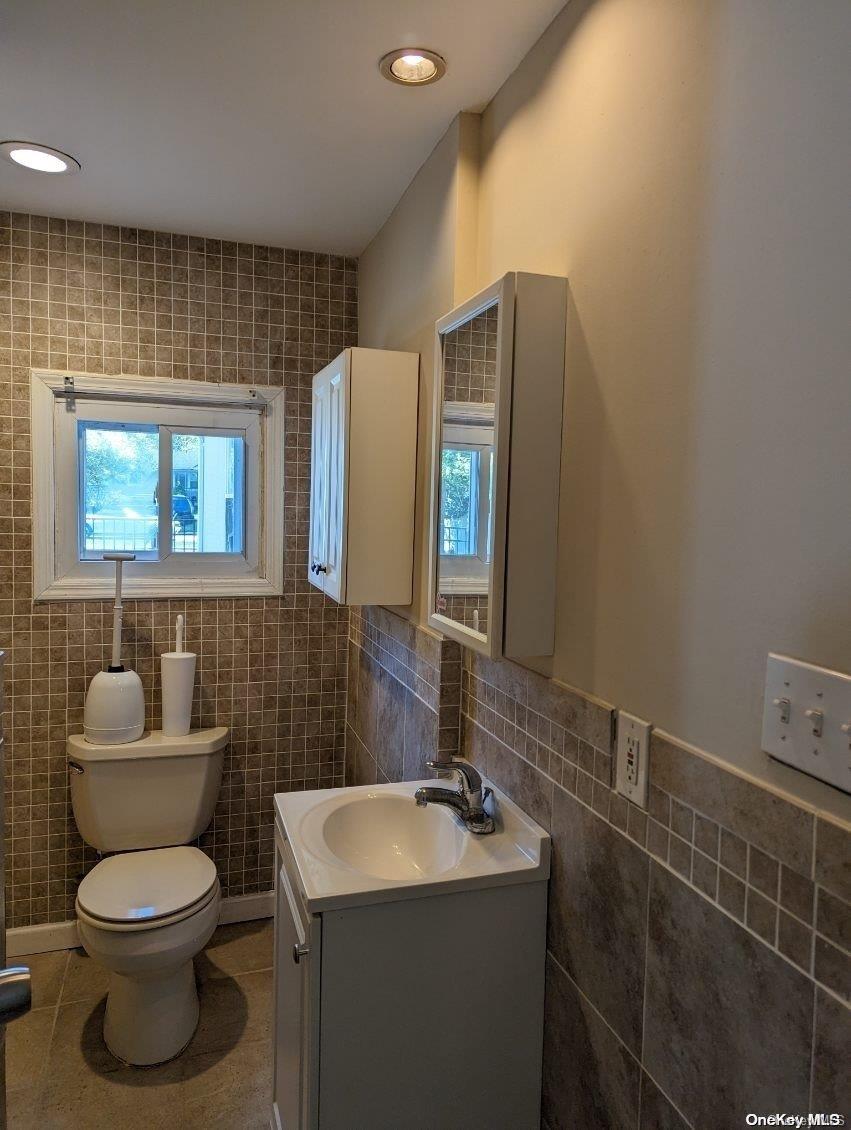9 Hamilton Avenue Property Photo 6