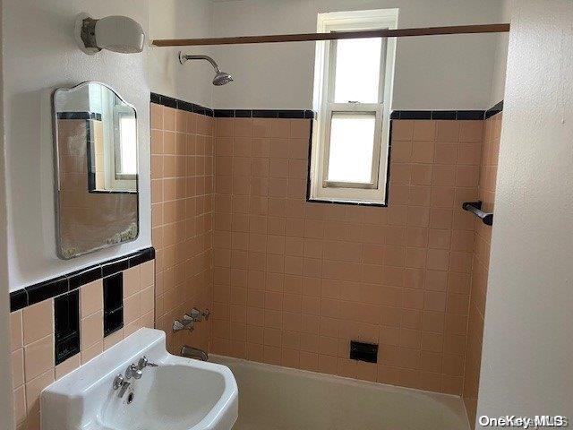 42-45 Kissena Blvd 5b Property Photo 6