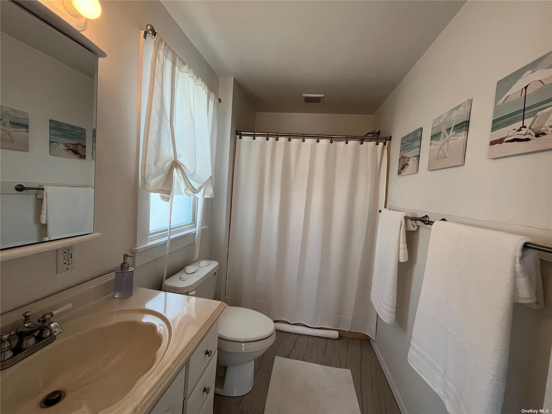 786 Evergreen Walk Property Photo 6
