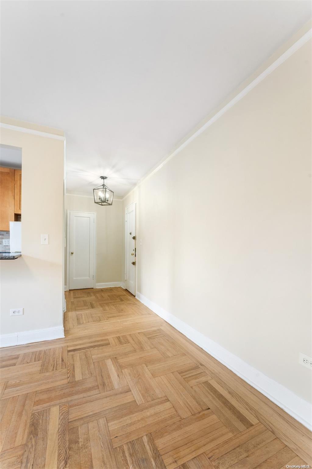 48-17 42nd Street 7b Property Photo 9