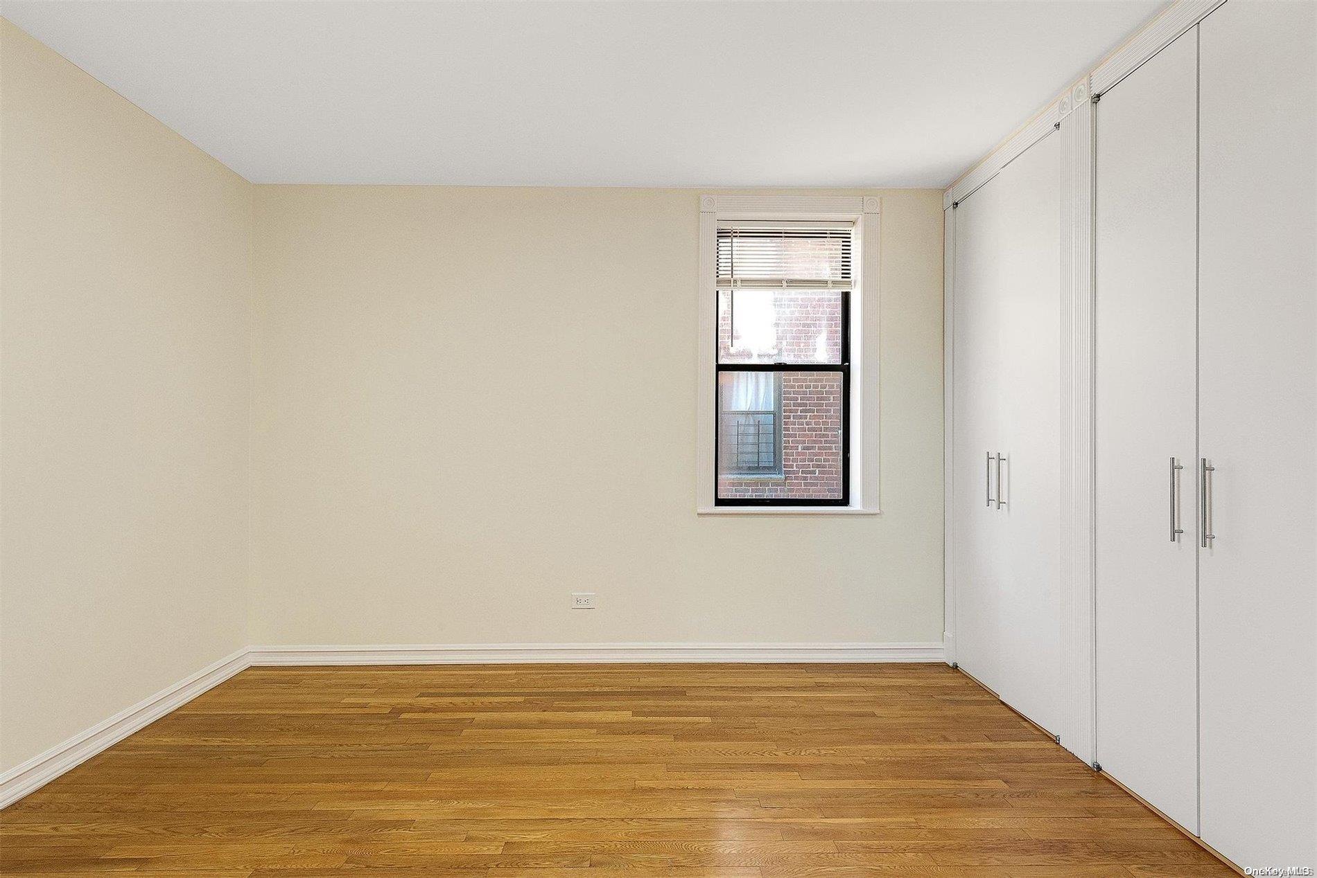 140-55 Burden Crescent 4b Property Photo 22