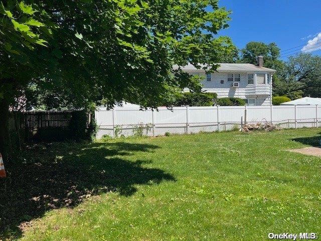1420 Grand Avenue Property Photo 2