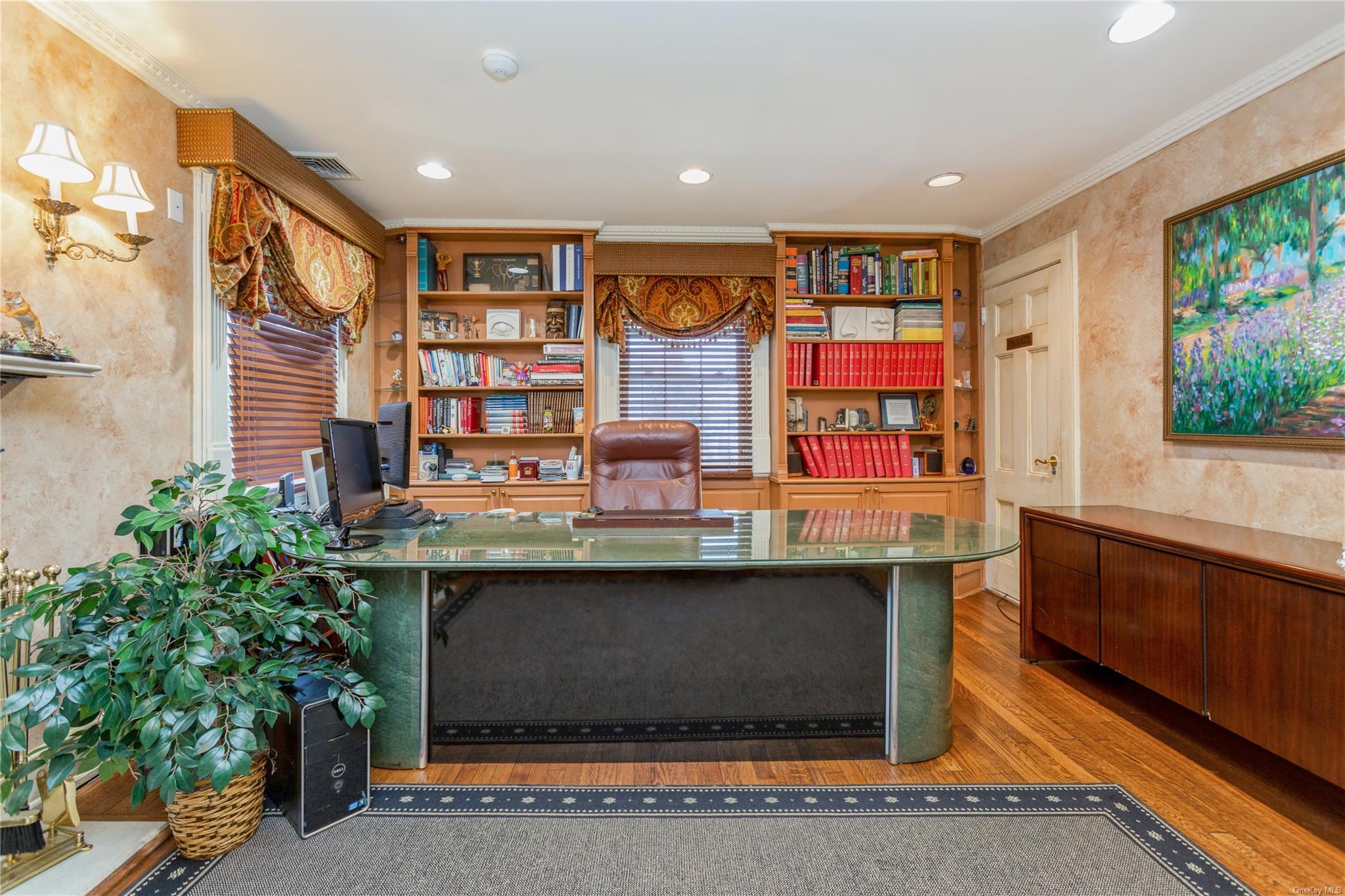 1245 Colonial Road Property Photo 14