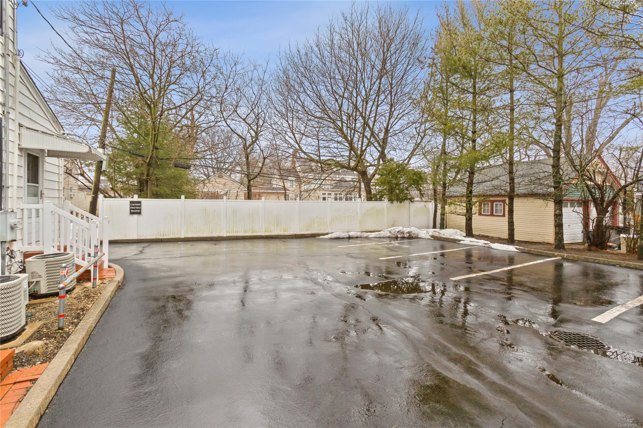 1245 Colonial Road Property Photo 30