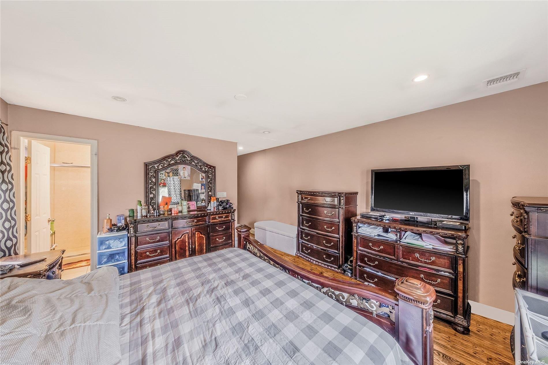 263 N Park Drive Property Photo 19