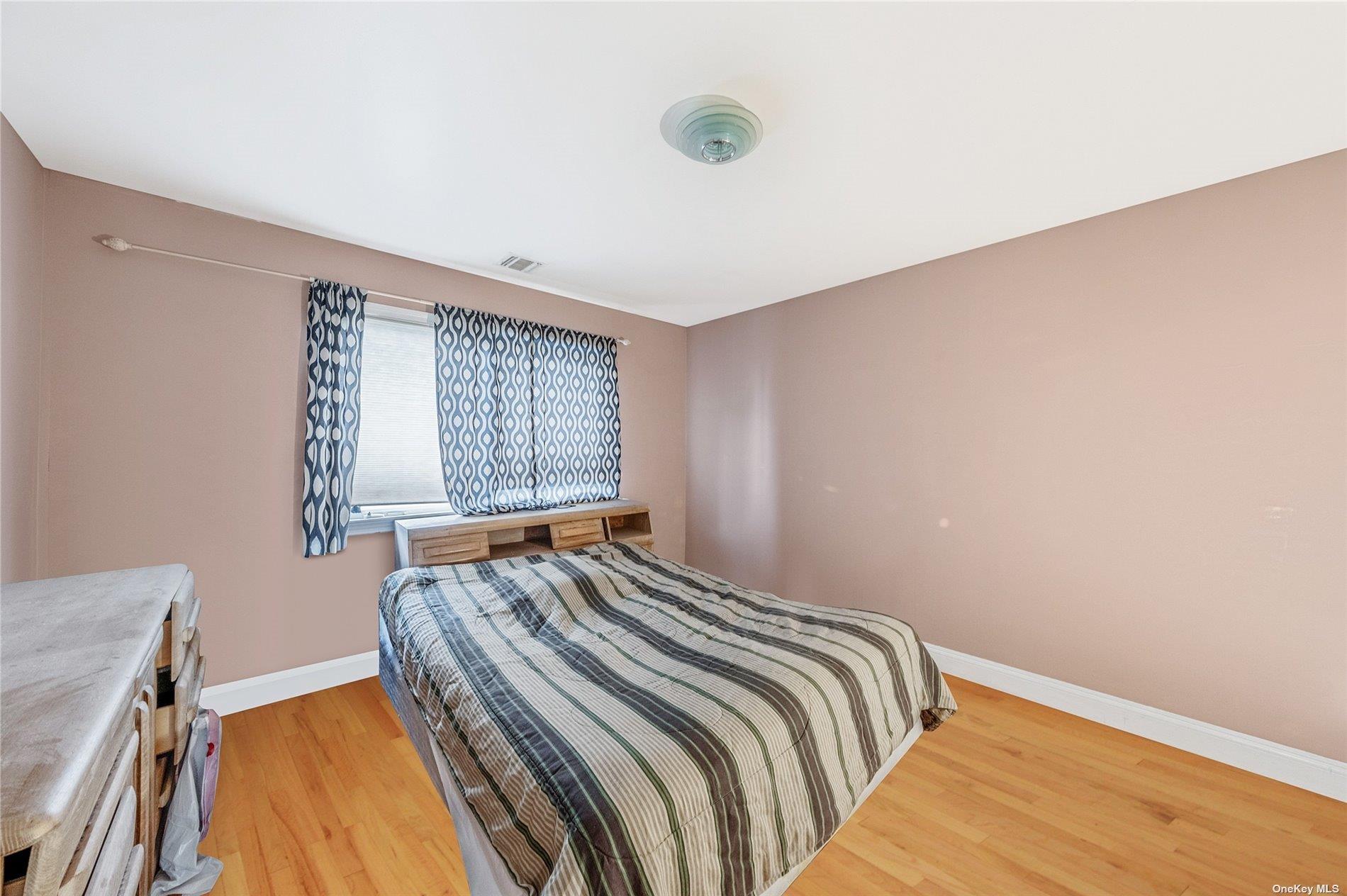 263 N Park Drive Property Photo 20
