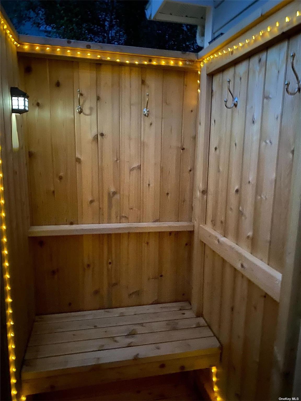 182 Cottage Walk Property Photo 15